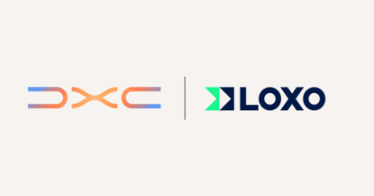 DXC e LOXO firmam parceria para veículos autônomos na logística 4 Imagem reúne os logotipos da DXC Technology e da LOXO, empresas que anunciaram parceria voltada ao uso de veículos autônomos em operações de logística.