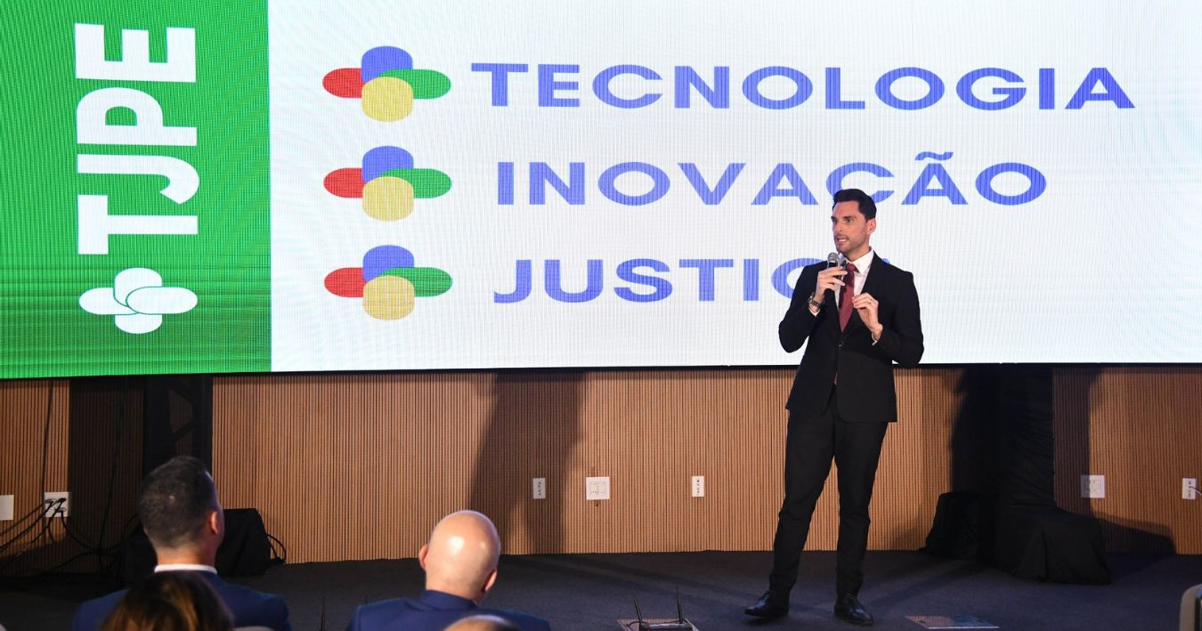 TJPE usa IA e automação para eliminar trabalho repetitivo dos servidores e acelerar Justiça em Pernambuco