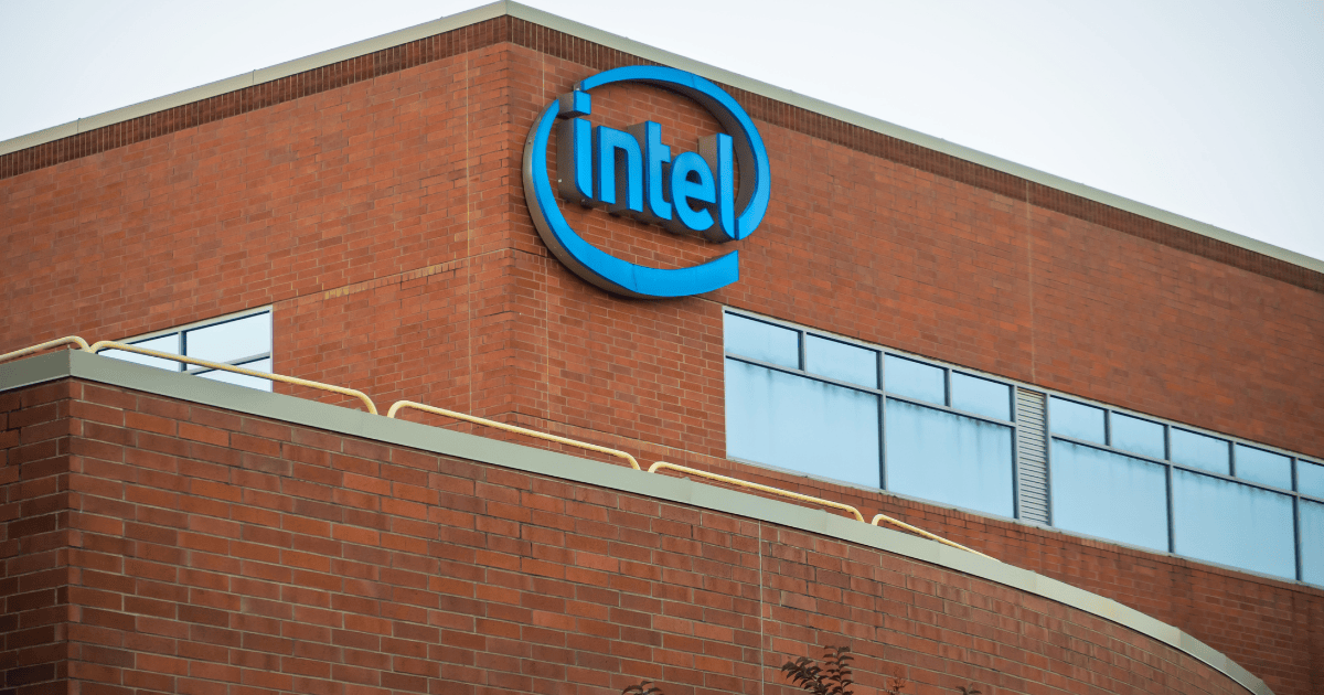 Intel tem alta de 21% na receita com força da divisão de data centers