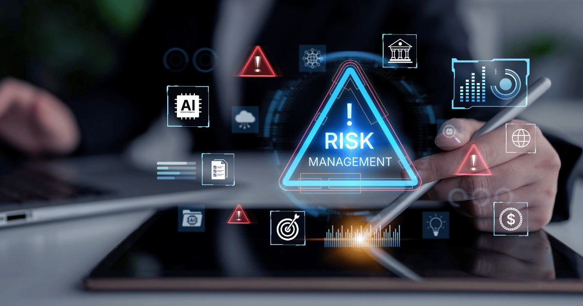 Imagem ilustra o conceito de gestão de riscos, com profissional utilizando tablet diante de uma interface digital com alertas, gráficos e ícones relacionados a inteligência artificial, dados, finanças e tecnologia